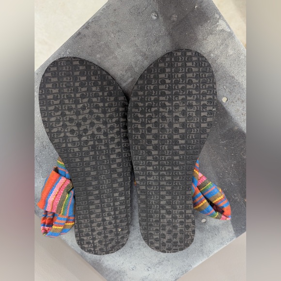 Multicolor Sanuk yoga sling flip flops women’s size 9 - Picture 2 of 2